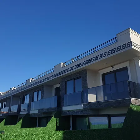 Villa فلل التن تاج Altintac Villalari