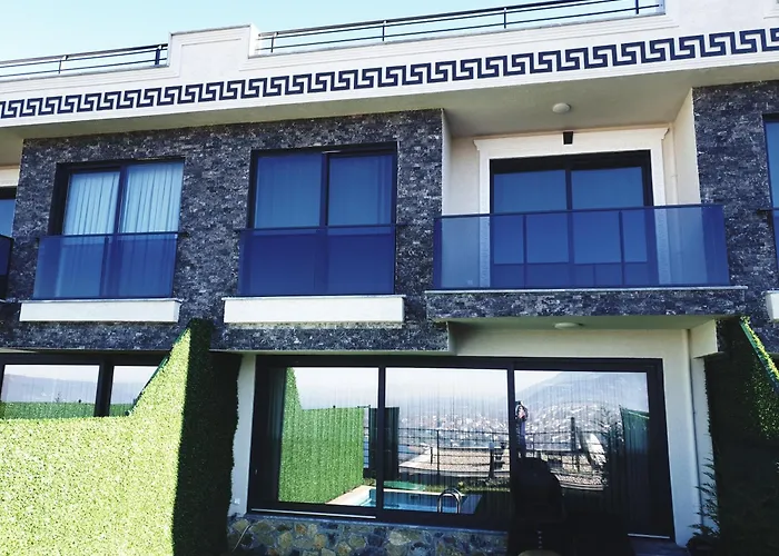 Villa فلل التن تاج Altintac Villalari